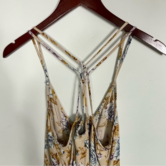 American Eagle Strappy Floral Tank w/ Button Front Size M - Picture 7 of 11